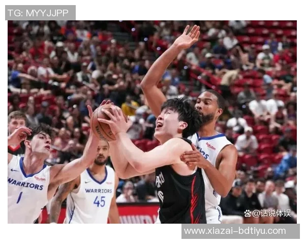 杨瀚森三分投篮瞬间引发全场屏息期待最终却只换来一声叹息